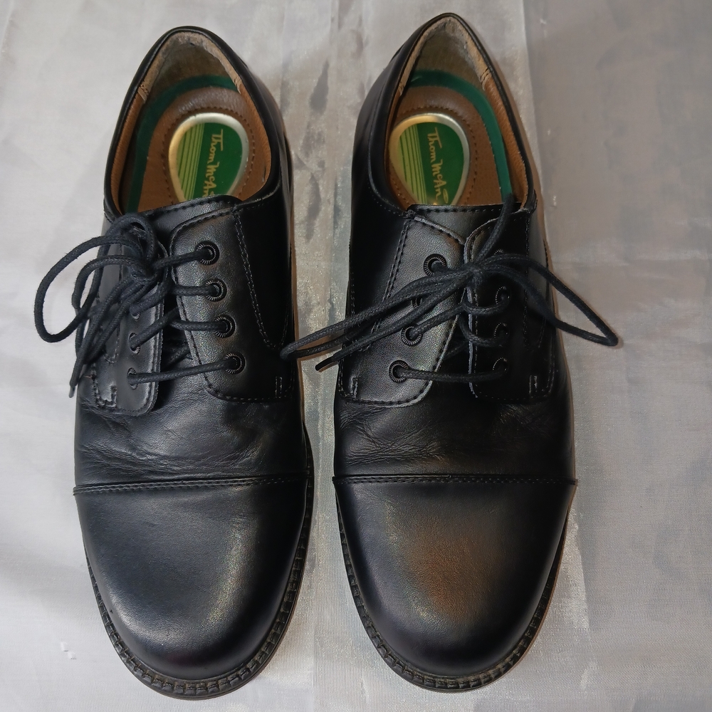 "Thom McAn" Black Leather, Lace Oxfords Size 9W